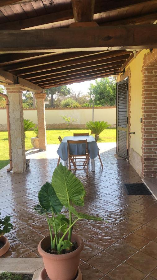 Gold House Luxury Anzio Villa Exterior photo