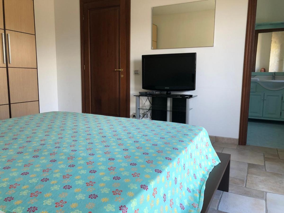 Gold House Luxury Anzio Villa Exterior photo