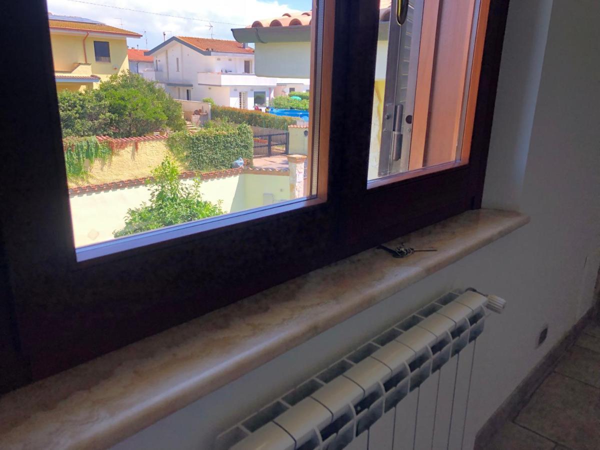 Gold House Luxury Anzio Villa Exterior photo